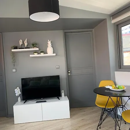 Blue Salinas Apartment