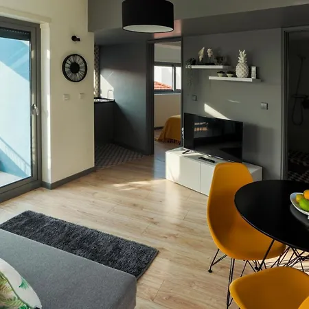 Blue Salinas Apartment *